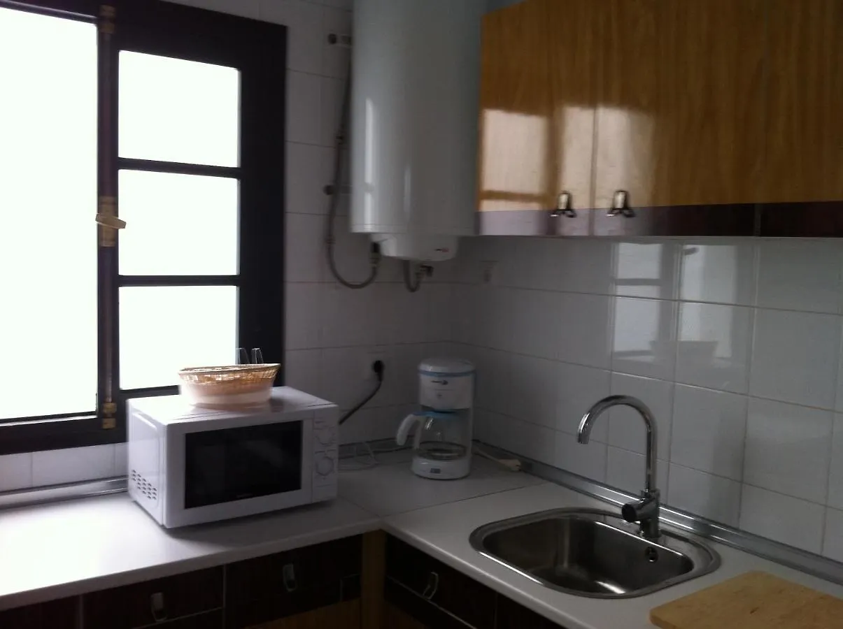 Apartamento Muy Bien Situado En El Centro De Cadiz Y Al Lado De La Playa Spain