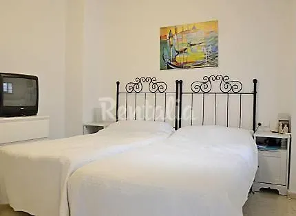 Apartamento Muy Bien Situado En El Centro De Cadiz Y Al Lado De La Playa